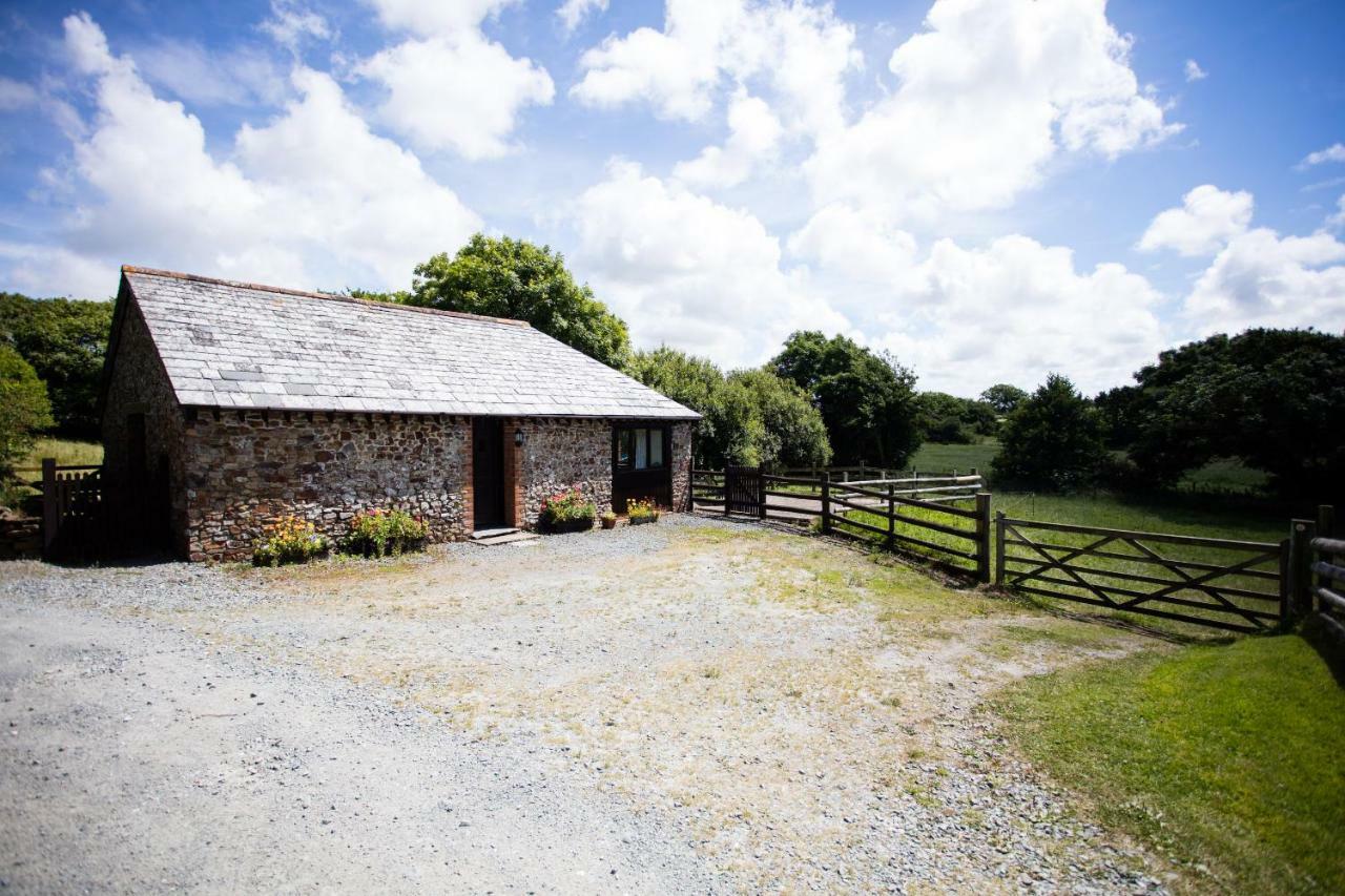 Sharlands Farm Holiday Cottages Bude Extérieur photo