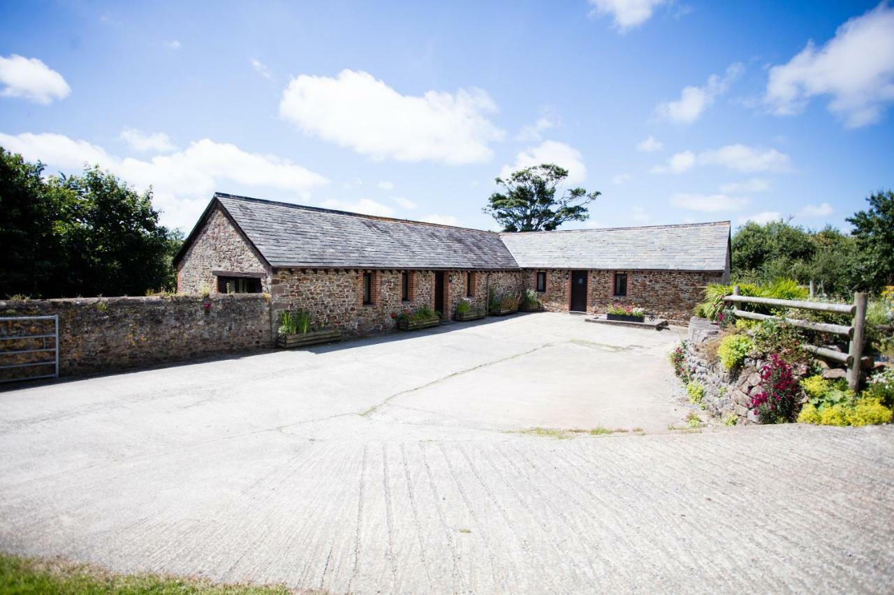 Sharlands Farm Holiday Cottages Bude Extérieur photo