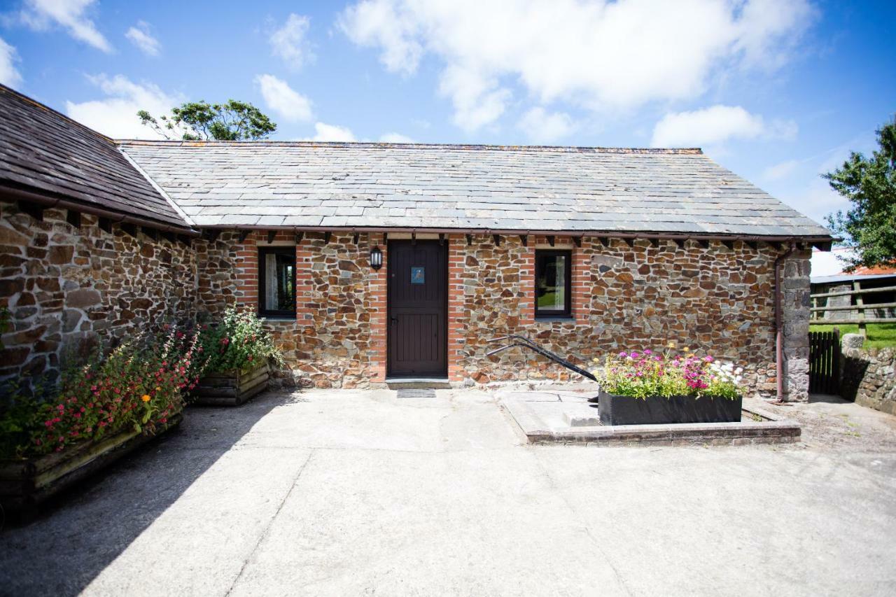 Sharlands Farm Holiday Cottages Bude Extérieur photo
